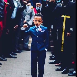 Meet your Posher, Thomas